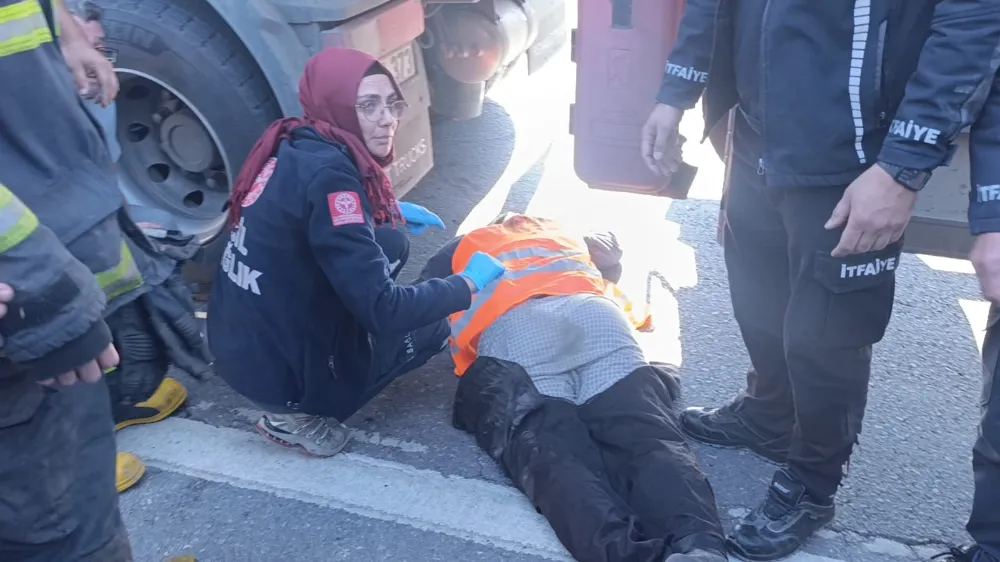 Manavgat’ta Karayolları İşçisi Tırın Altında Kalarak Hayatını Kaybetti