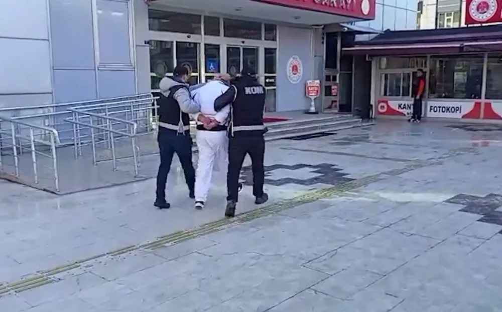 Kırmızı Bültenle Aranan Zanlı Gürcistan’dan Türkiye’ye Getirildi, Ordu’da Tutuklandı