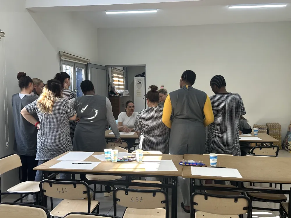 KKTC Merkezi Cezaevi’nde Kadın Mahkûmlara Psikoloji, Sağlık ve Sanat Atölyeleri