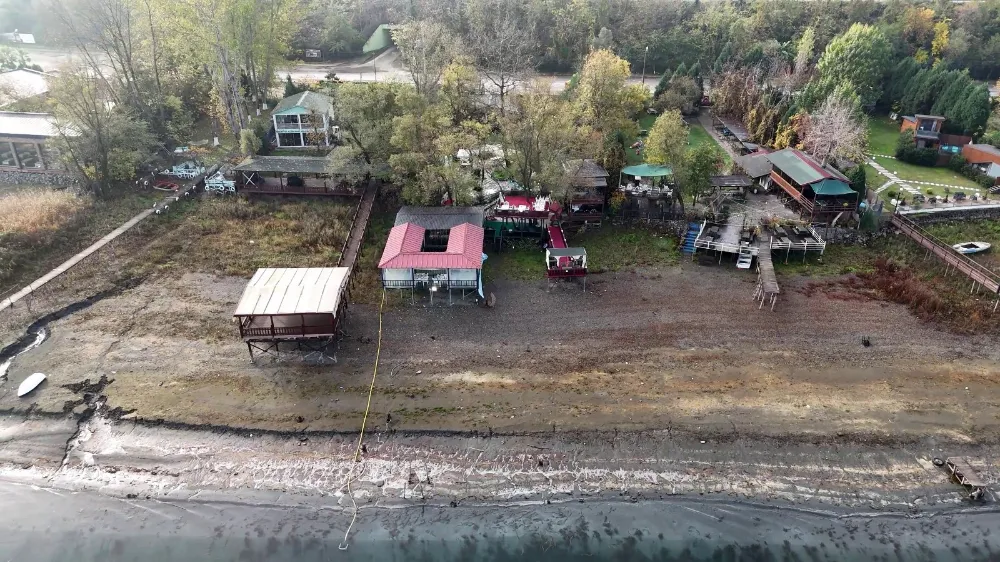 Sapanca Gölü’ndeki Kaçak Yapılar ve Kıyı İşgalleri Tek Tek Kaldırılıyor