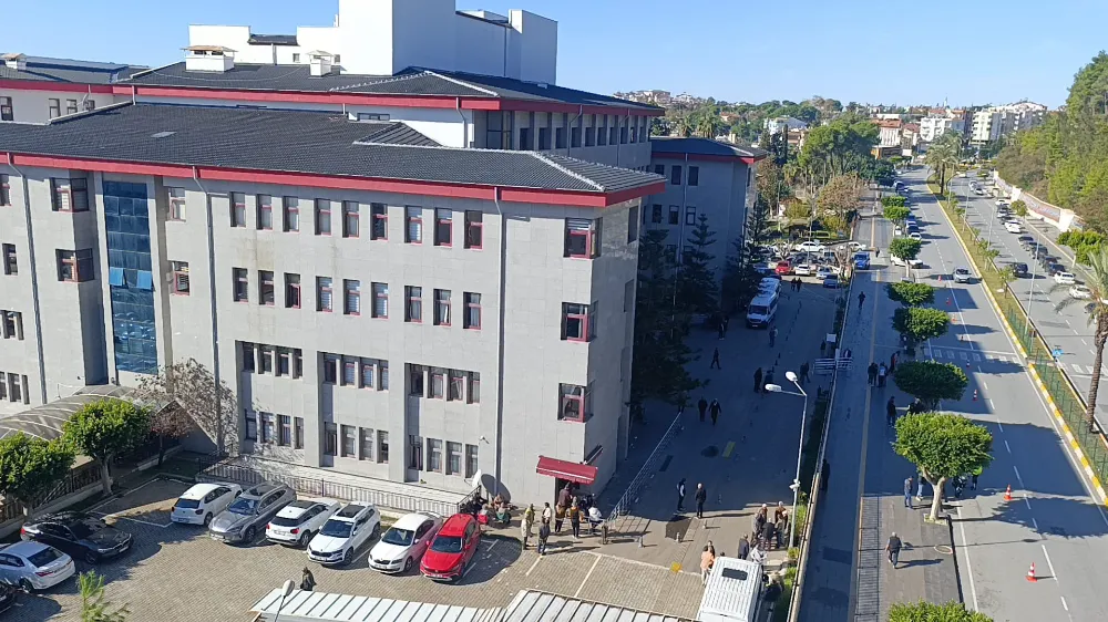 Manavgat Belediyesi Rüşvet Davası Başladı: 9 Tutuklu Hakim Karşısında