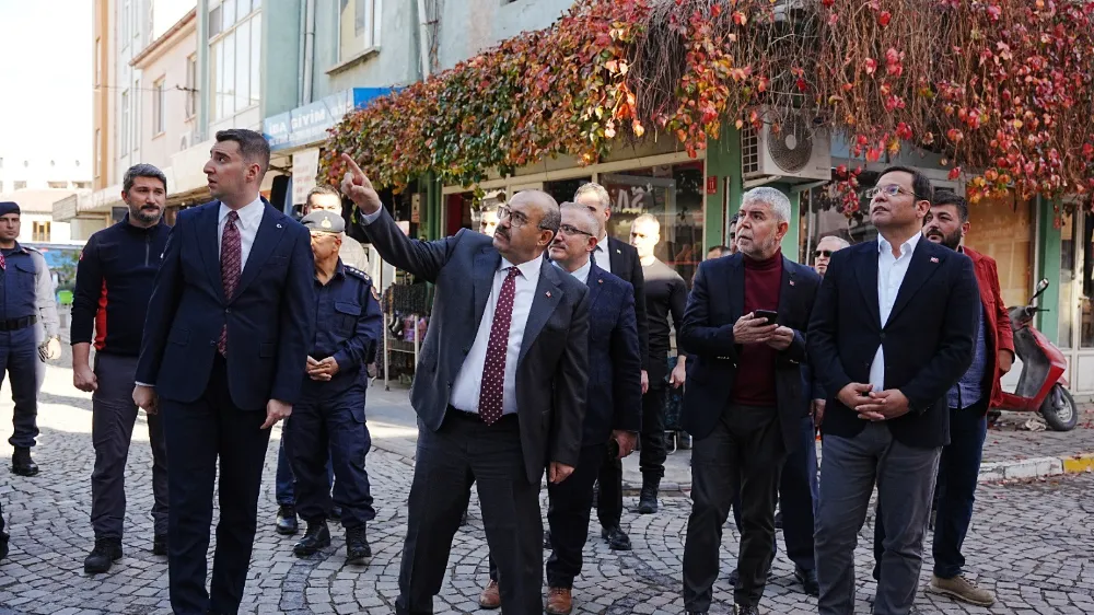 Sındırgı Depremlerinin Yaraları Hızla Sarılıyor