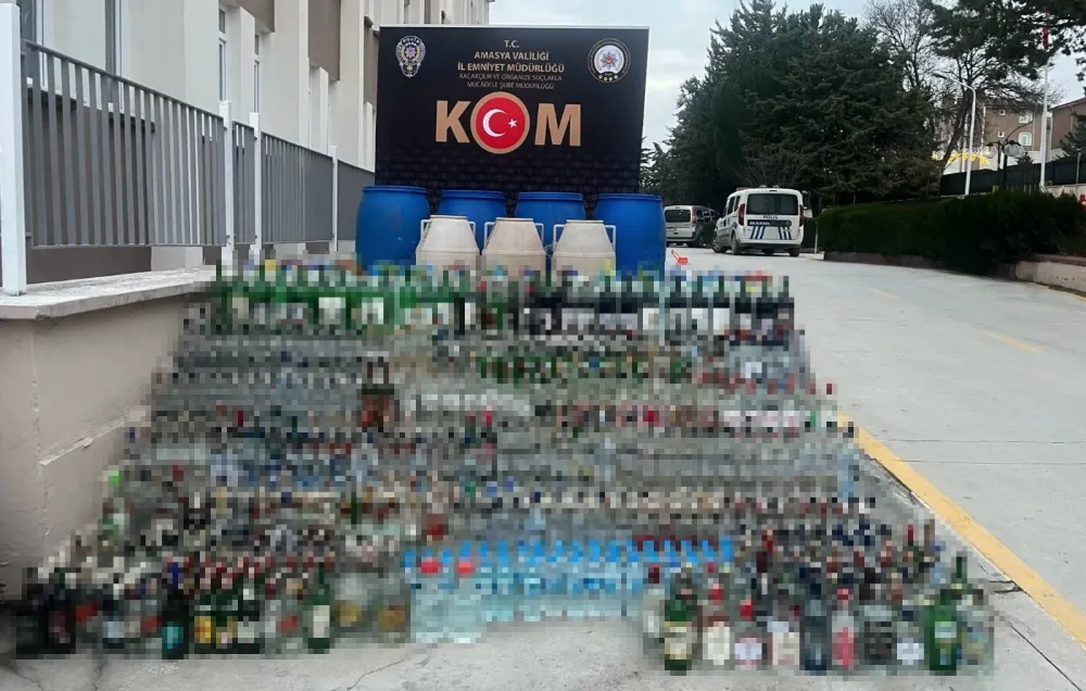 Amasya’da kaçak alkol operasyonu: 615 şişe ve 30 bidon ele geçirildi