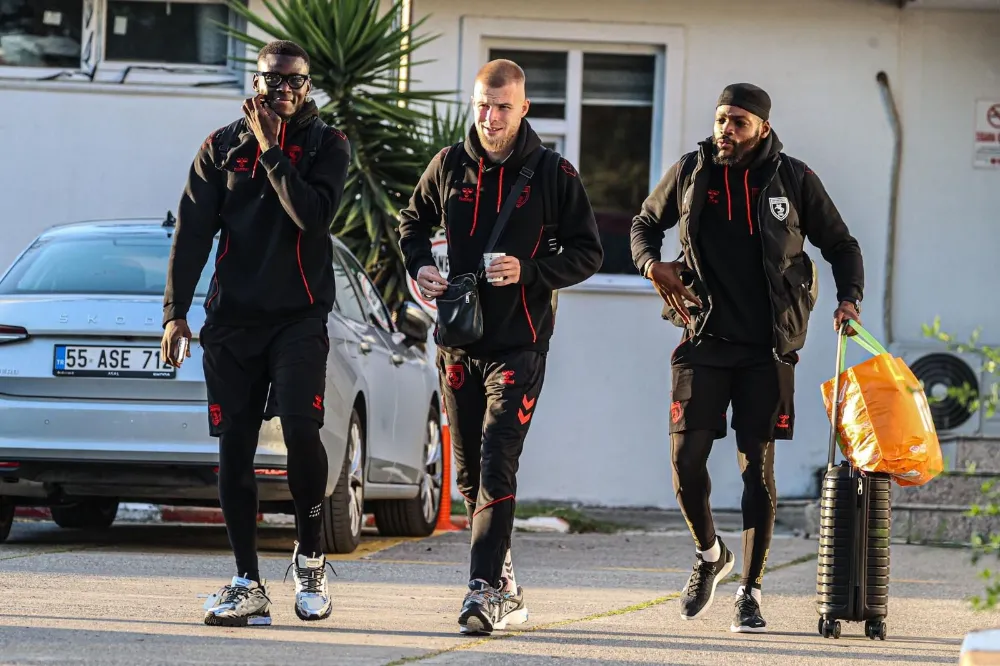 Samsunspor, Galatasaray Maçı Öncesi İstanbul’a Uçtu