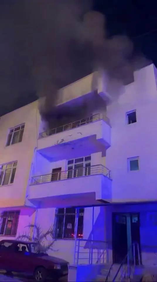 Diyarbakır’da Ev Yangını: Korku Dolu Anlar