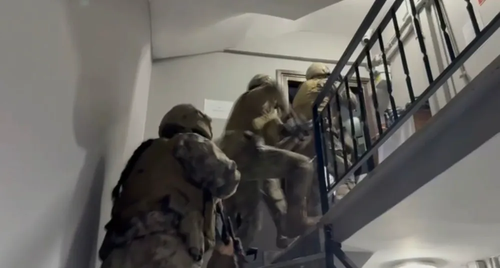 İstanbul’da Organize Suç Örgütlerine Operasyon: 9 Gözaltı