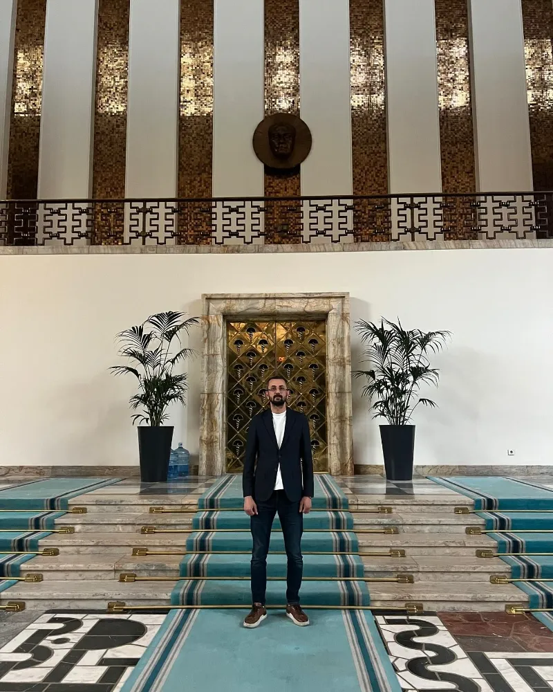 Çarşıbaşı’nda Arsa Satışları Tartışma Yaratıyor: “Şeffaflık Krizi Derinleşiyor”