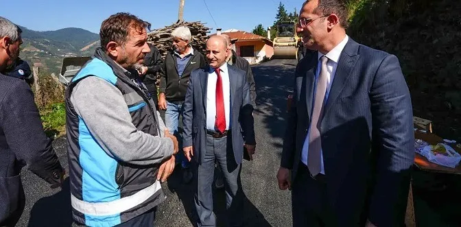 Akçaabat’ta Üstyapı Seferberliği: Merkez ve Kırsal Mahallelerde Çalışmalar Aralıksız Sürüyor