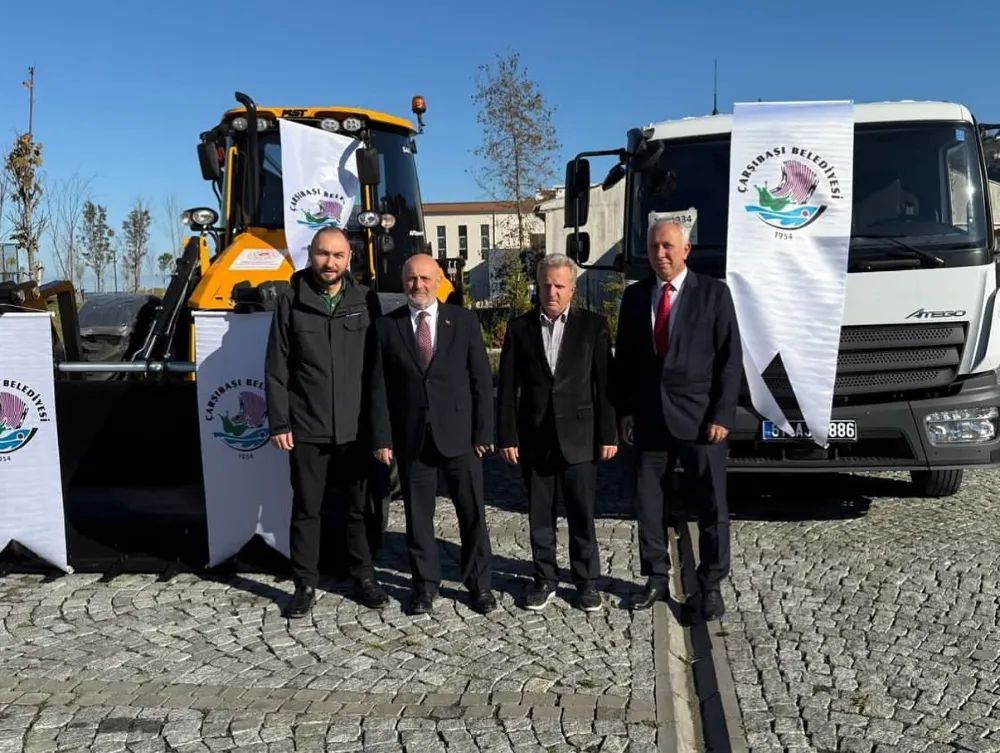 Çarşıbaşı Belediyesi Araç Filosunu Güçlendirdi: İki Yeni Hizmet Aracı Envantere Katıldı
