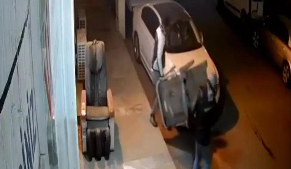 Şanlıurfa’da İşyeri Önünden Koşu Bandı Çalındı