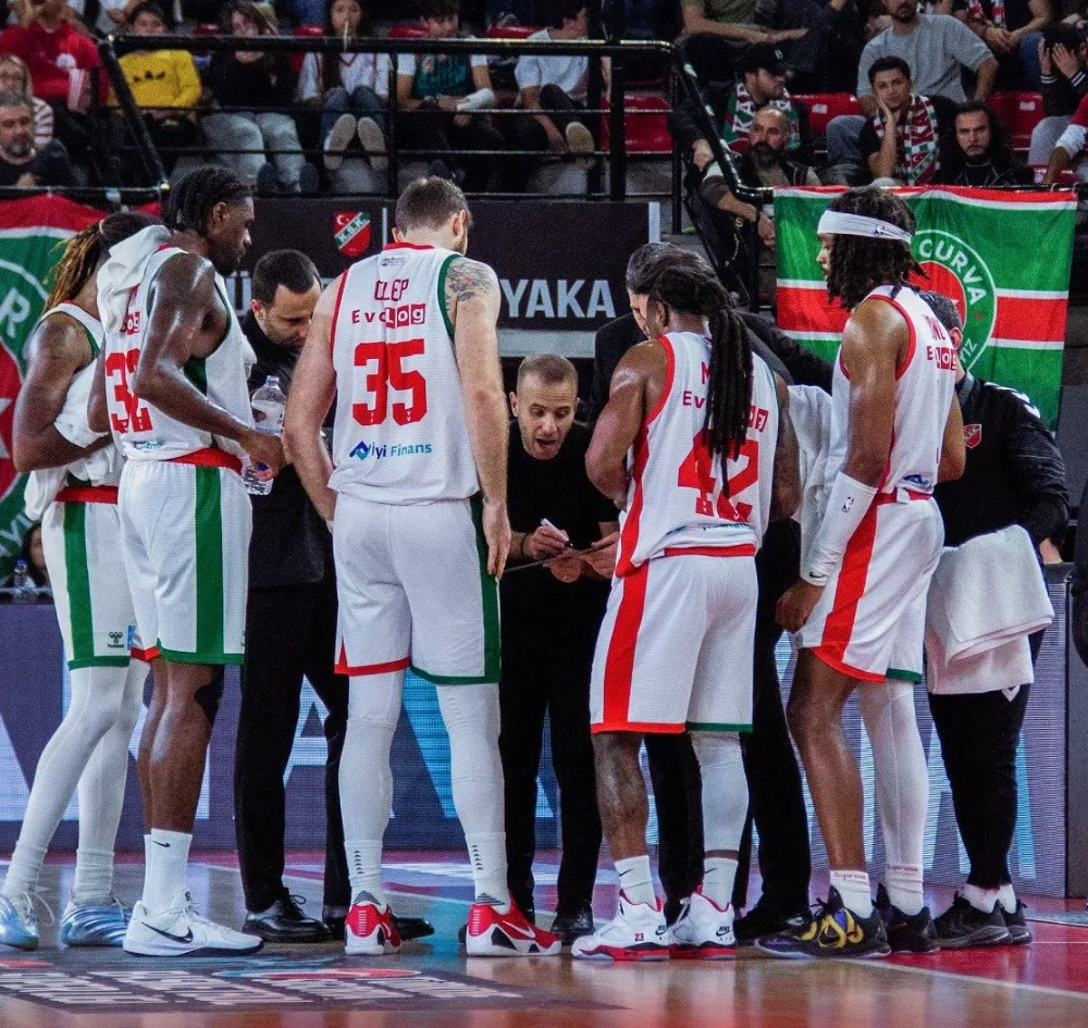 Karşıyaka Basketbol, Beşiktaş Mağlubiyetiyle Son Sıraya Geriledi