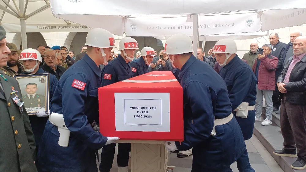 Mardin’de Trafik Kazasında Hayatını Kaybeden Genç Üsteğmen Toprağa Verildi