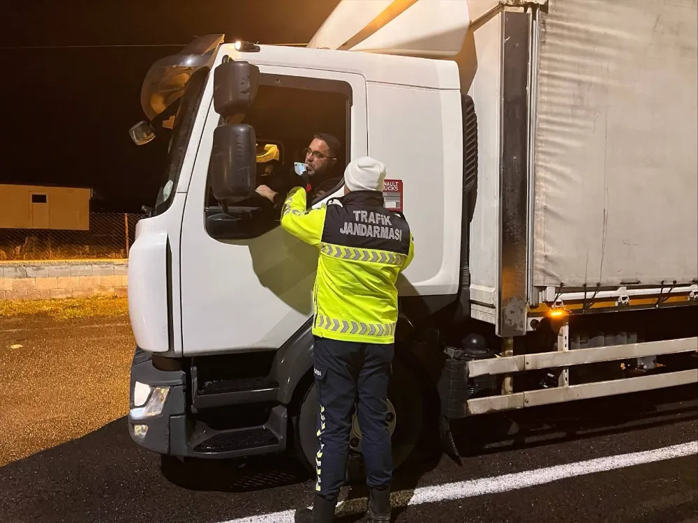 Nevşehir’de Huzur ve Güven Denetimi: 1.465 Kişi ve Araç Kontrol Edildi