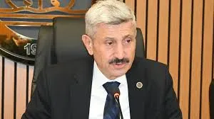 Araklı Belediye Meclisi’nde “Şiddet” Tartışması: Başkan Çebi’nin Sözleri Tepki Çekti