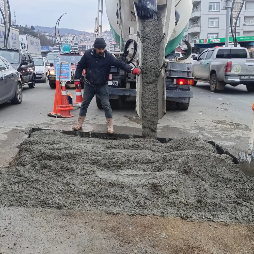 Pazar Belediyesi Ekipleri, İlçe Genelindeki Yol Bakım ve Onarım Çalışmalarını Tamamladı