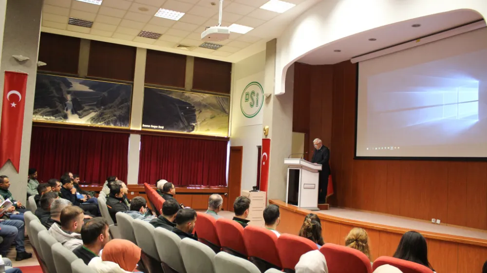 DSİ 8. Bölge Erzurum Müdürlüğünden Kar Ölçüm Semineri Başladı