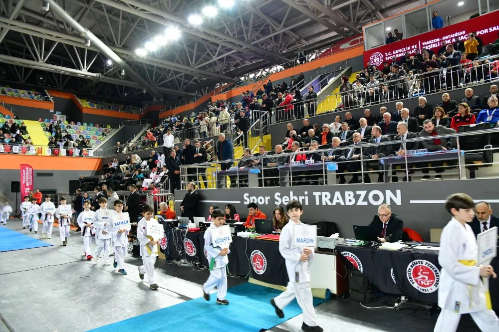 Trabzon’da Türkiye Büyükler, Para Karate, İşitme Engelliler ve Veteranlar Karate Şampiyonası Başladı