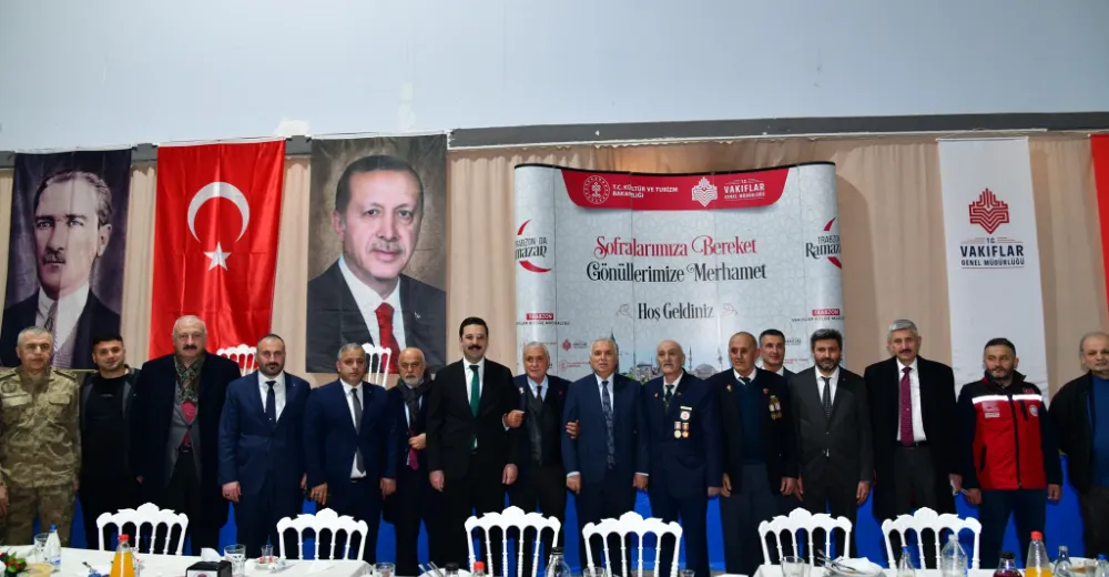 Trabzon Valisi Aziz Yıldırım,Araklı’da Geleneksel İftar Programına Katıldı