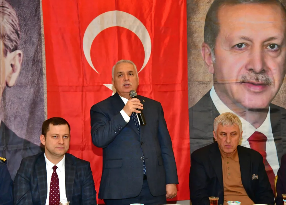 Trabzon Valisi Yıldırım,Of’ta İftar Sofrasında Vatandaşlarla Bir Arada