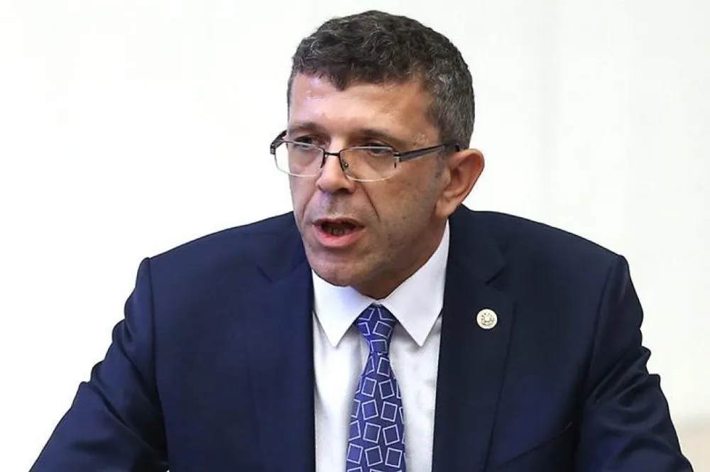 Özkan Öztürk Kimdir, Aslen Nereli, Kaç Yaşında, Evli mi, Eşi Kim, Hangi Takımı Tutuyor?