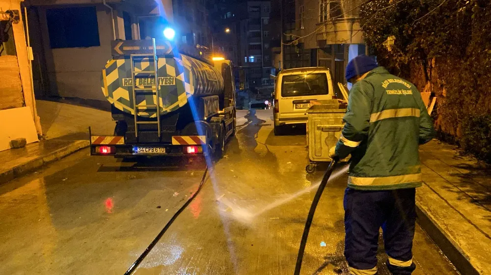 Rize Belediyesi, Karla Mücadele Sonrası Temizlik Çalışmalarını Sürdürüyor