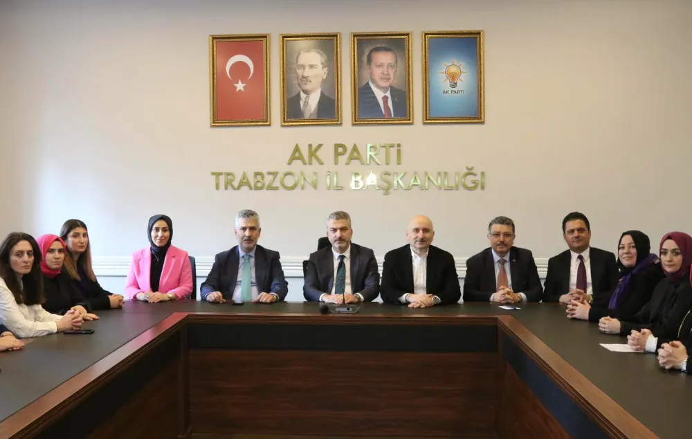 AK Parti Trabzon İl Başkanlığı’nda 8 Mart Dünya Kadınlar Günü Kutlaması