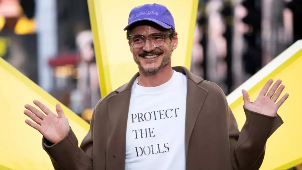 Protect the Dolls Bir tişört trans hakları için nasıl viral bir sembol haline geldi? 
