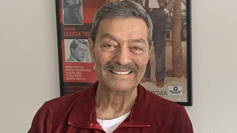 Kadir İnanır, inme sonrası taburcu oldu; sevenlerinin endişesi sürüyor