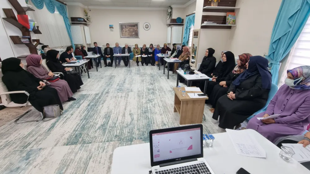 Bayburt’ta Gençlik Hizmetleri Yerinde Rehberlik Programı Gerçekleştirildi