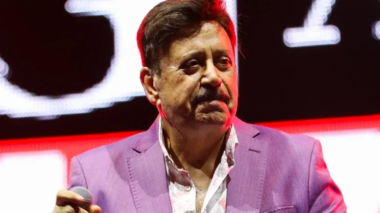 Ünlü Şarkıcı Gökhan Güney Hastaneye Yatırıldı