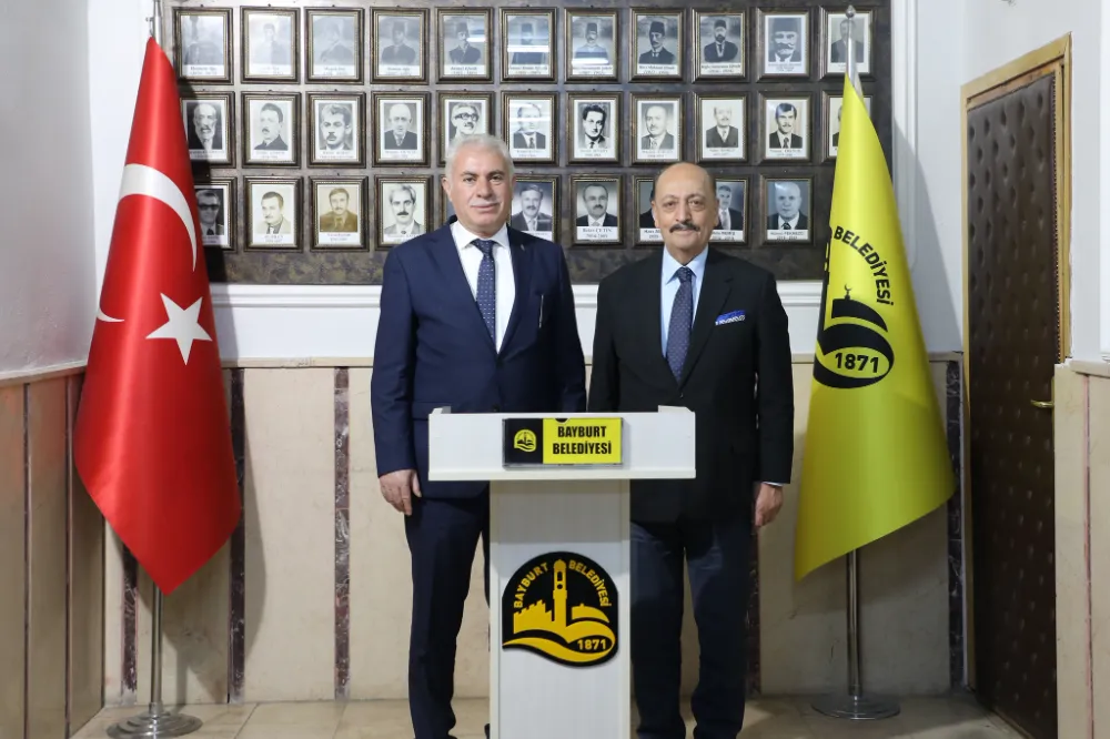 Milletvekili Vedat Bilgin, Bayburt Belediye Başkanı Mete Memiş’i Ziyaret Etti