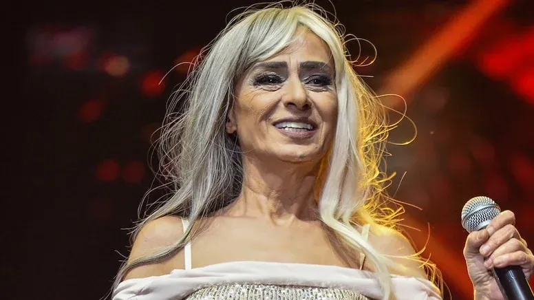 Yıldız Tilbe’den Şok Eden Maradona Açıklaması Ölümünü Yeni Öğrendim!
