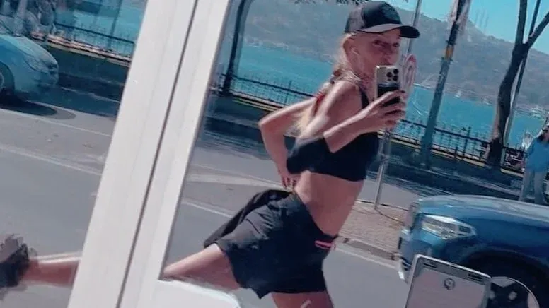 Bade İşçil’den Günlük 5 Kilometre Yürüyüş Sporu Seviyorum, Doğal Yaşıyorum