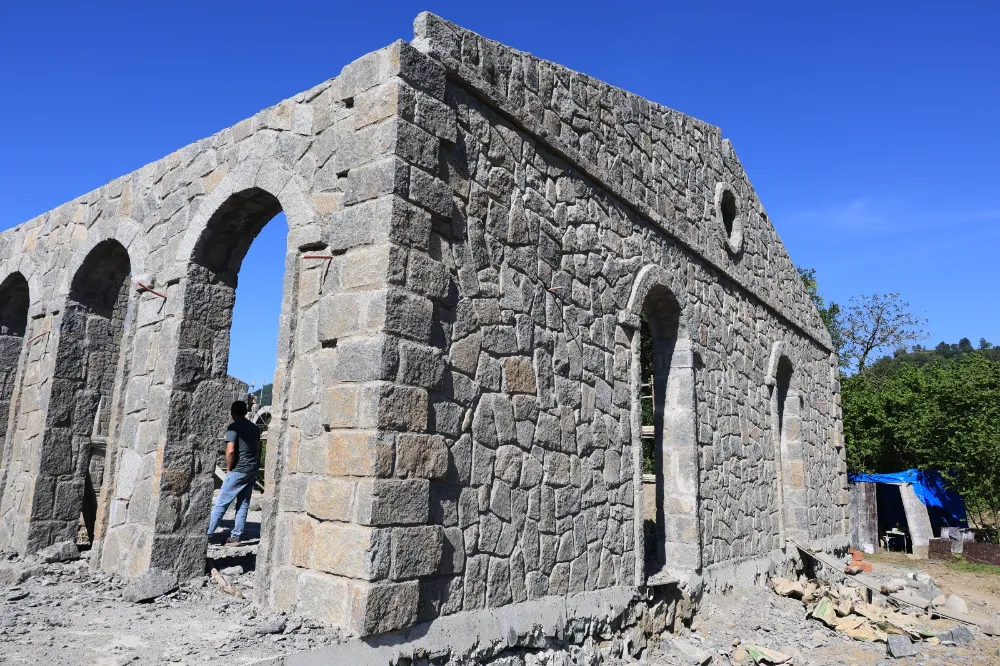 Arhavi Belediyesi’nden Yolgeçen Köyü’ne Yeni Turizm Yatırımı Desteği