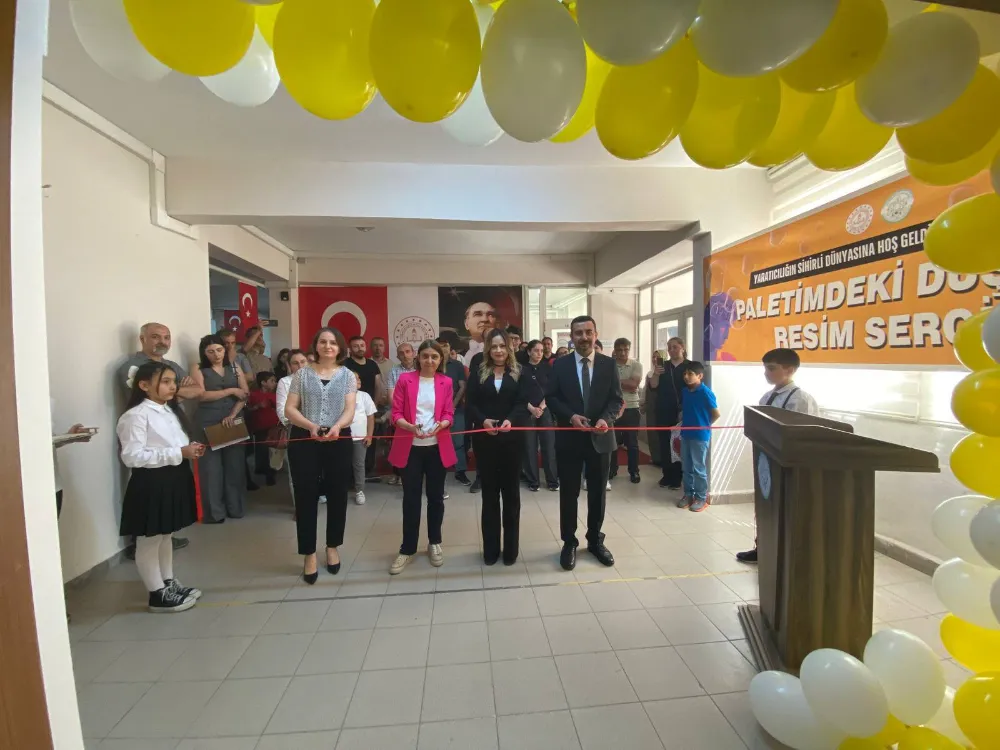 Paletimdeki Düşler Resim Sergisi Artvin’de Açıldı