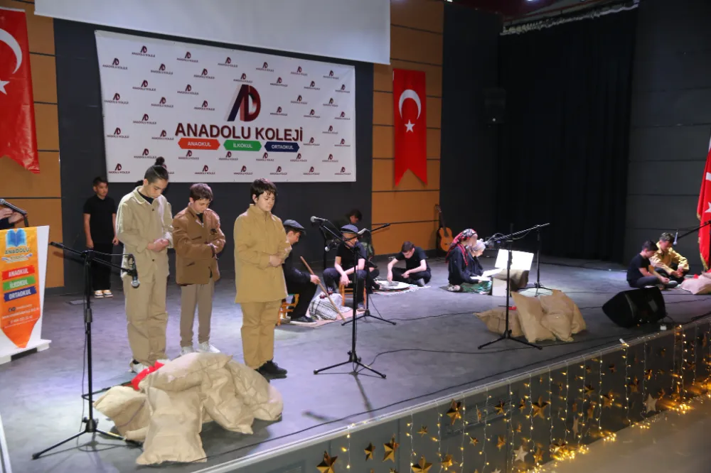 Rize Anadolu Koleji Mezuniyet Töreninde Coşku Başkan Metin Öğrencileri Yalnız Bırakmadı