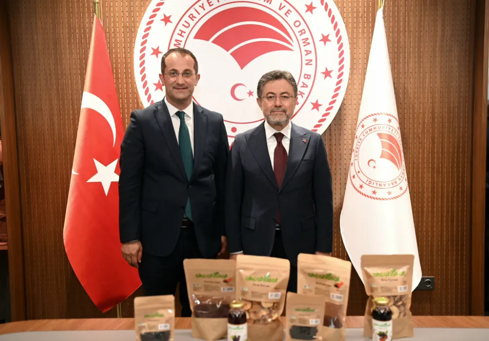 Akçaabat Belediyesi’nden Tarım ve Orman Bakanı İbrahim Yumaklı’ya Ziyaret