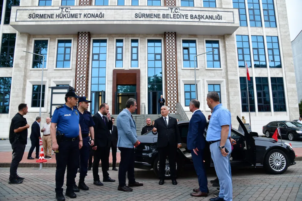 Trabzon Valisi Aziz Yıldırım, Sürmene Yeni Hükümet Konağı’nda İncelemelerde Bulundu