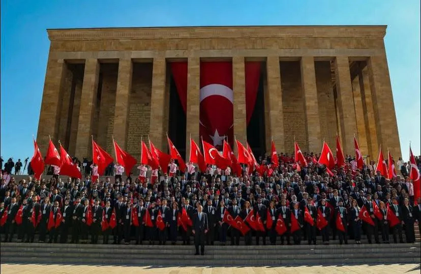 Recep Tayyip Erdoğan Üniversitesi Öğrencileri 19 Mayıs ve Gençlik Haftası Etkinliklerine Katıldı