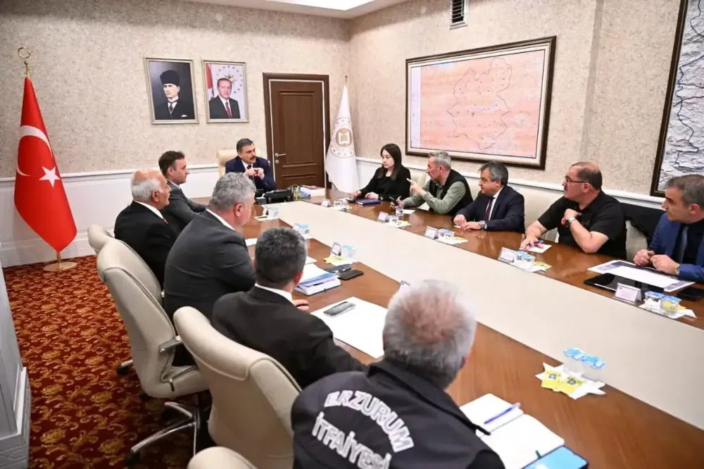 Uzundere’de Heyelan Sonrası Hızlı Müdahale ve Güvenlik Önlemleri