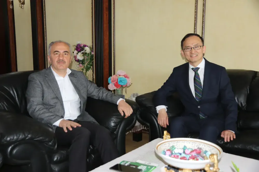 Çin Büyükelçisi Rize’de: Kültürel Bağlar ve Turizm Fırsatları Ele Alındı