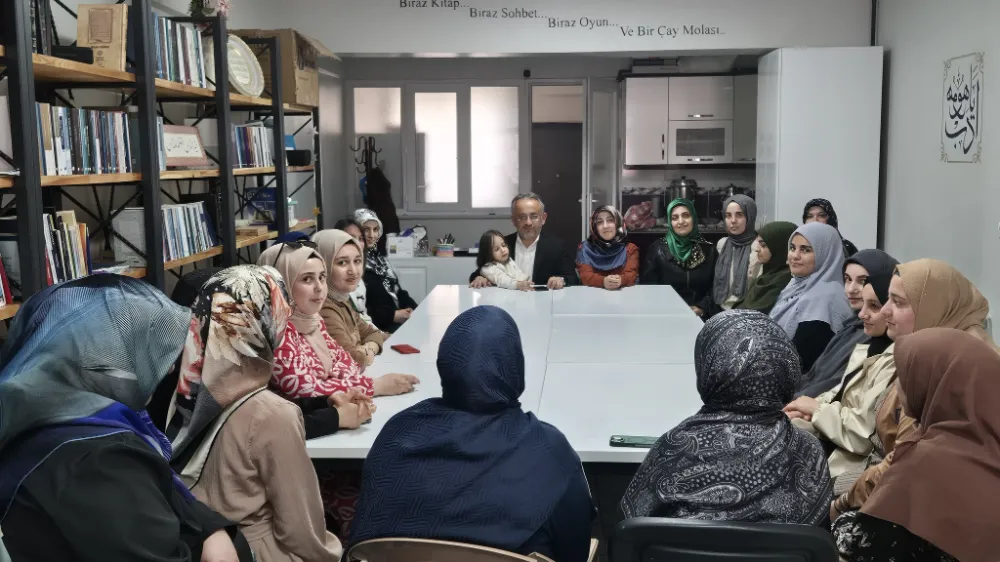 Müftü Bayram Danacı Üniversiteli Gençlerle Buluştu: “Zaman En Değerli Nimettir”