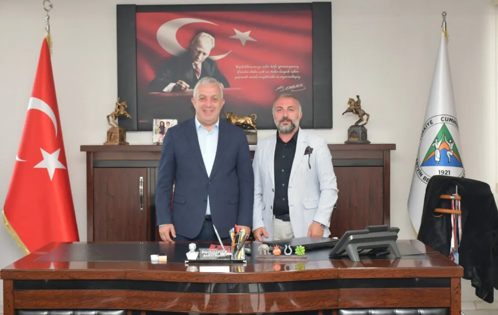 Artvin Belediye Başkanı Bilgehan Erdem, Vira Kültür Sanat Derneği Yöneticilerini Ağırladı