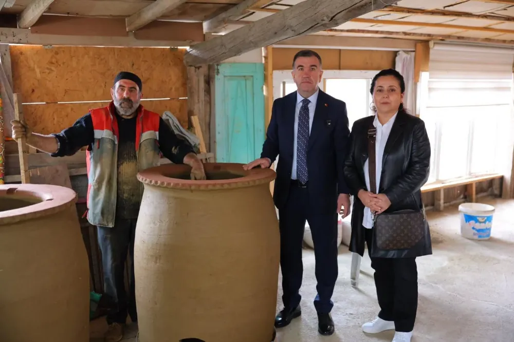 Bayburt Valisi Mustafa Eldivan’dan Tandır Ustası Recai Purut’a Ziyaret