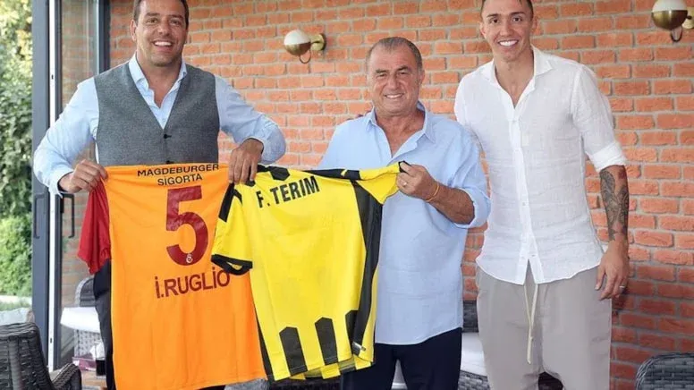 Peñarol Kulübü Başkanı Resmen Açıkladı! Fernando Muslera Ülkesine Dönüyor