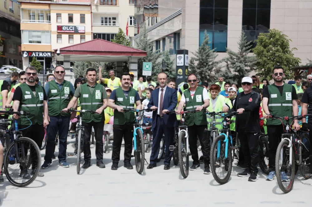 Belediye Başkan Yardımcısı Mustafa Akbaş, Yeşilay Bisiklet Turu’na Katıldı