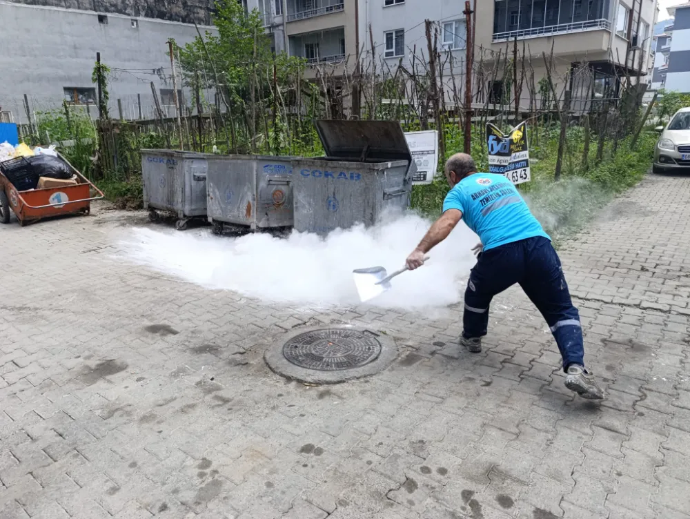 Arhavi Belediyesi yaz temizlik çalışmalarını hızlandırdı, hijyen önlemleri artırıldı
