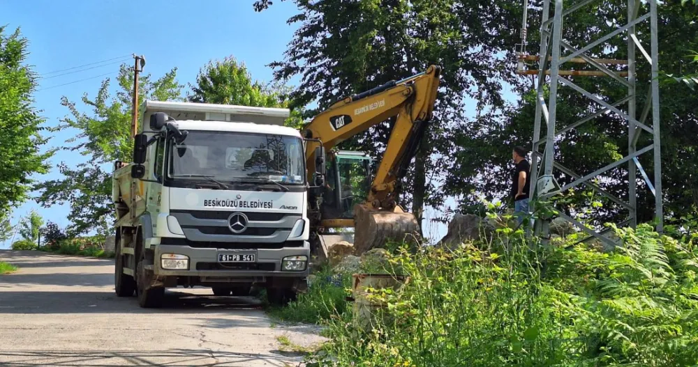Beşikdüzü Belediyesi’nden Yol ve Temizlik Çalışmaları