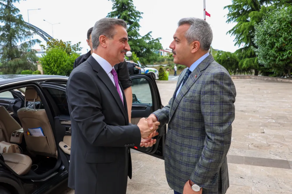 Rize ve Gümüşhane Valileri