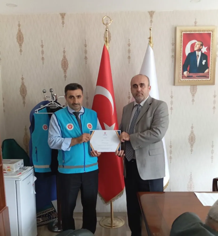 Murgul İlçe Müftüsü Demir